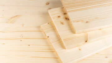 Drewno świerkowe - Właściwości i zastosowanie